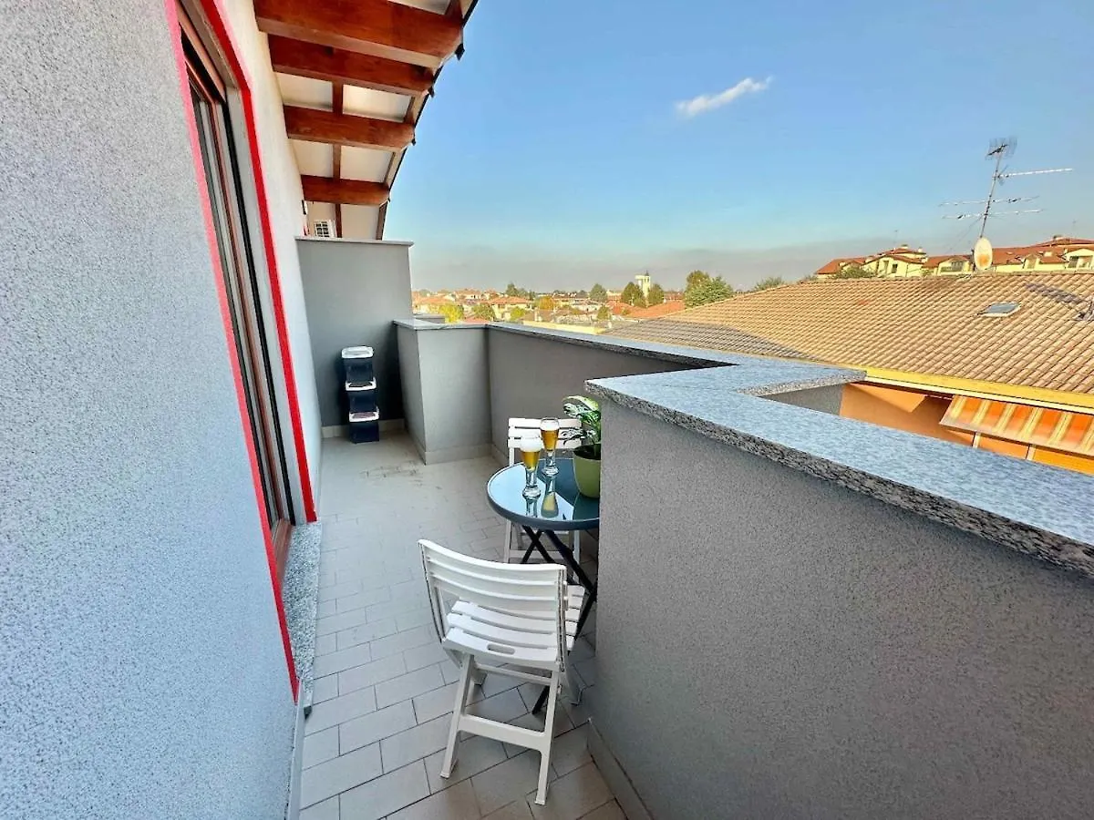 A10 Arcobaleno Milano Rho Fiera & Malpensa Airport New Modern Apartment Cesate 0*,