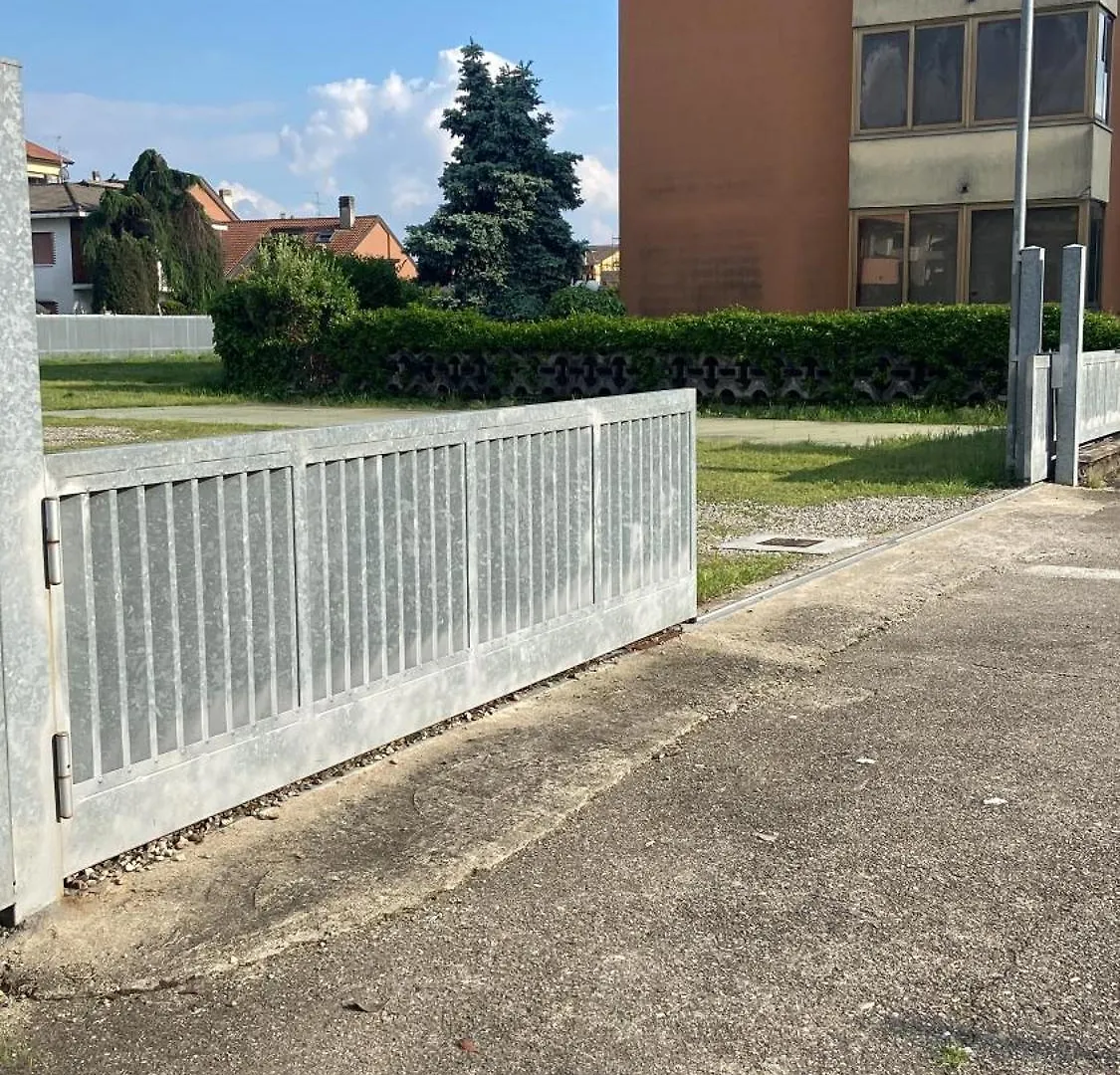 A10 Arcobaleno Milano Rho Fiera & Malpensa Airport New Modern Apartment Cesate